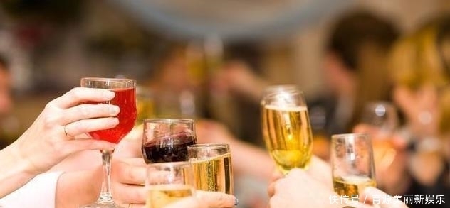 酒局|酒局上轮到你敬酒，不知道要说什么？记住这4句公式就够了！