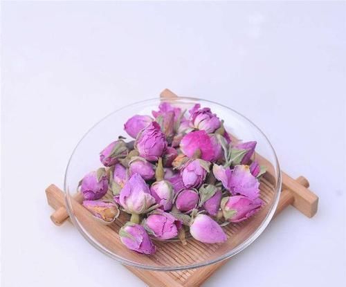 清热解毒|蒲公英泡水喝,解毒杀菌护肝,如果能再加“一宝”,保健功效翻倍