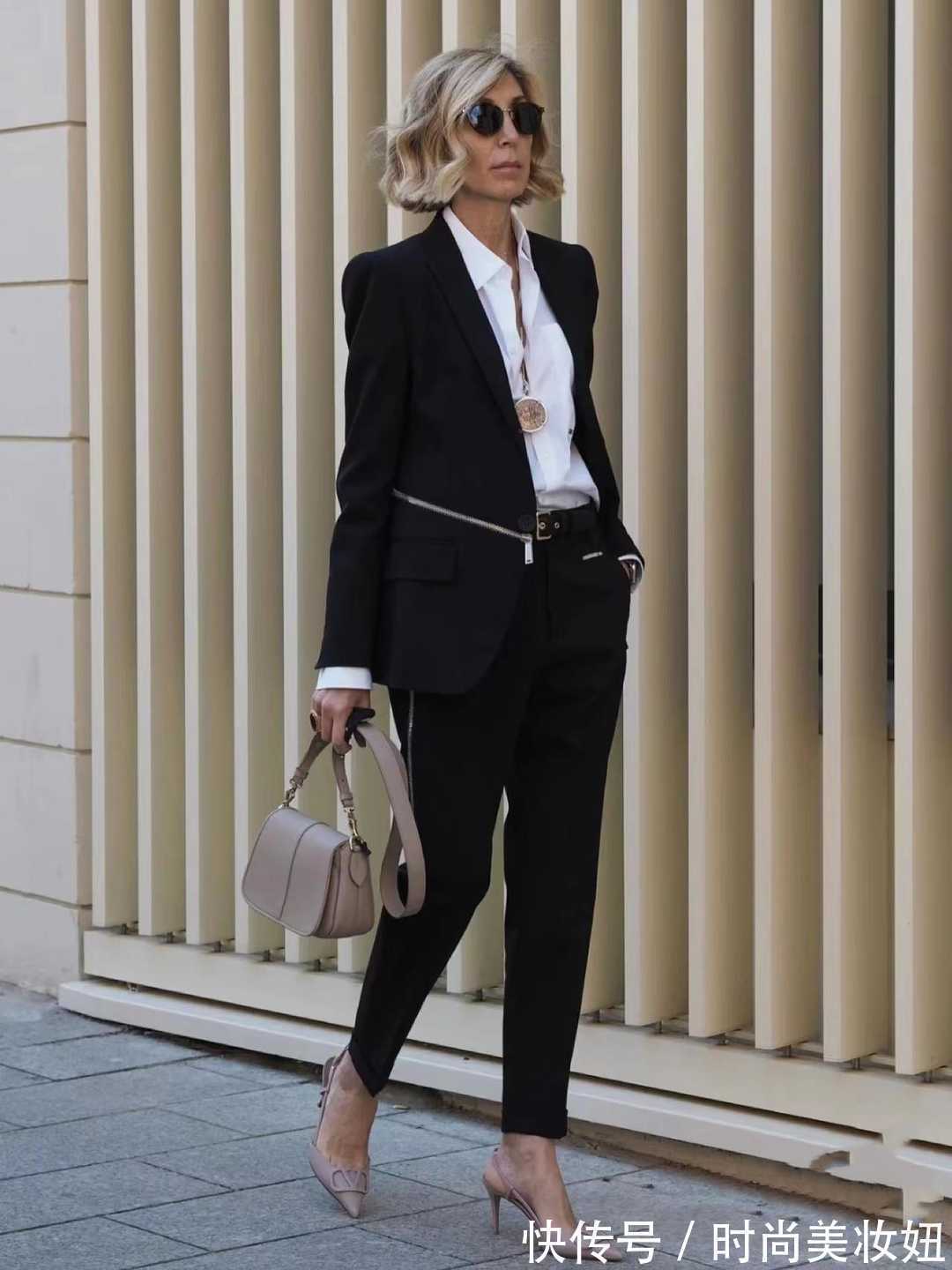 女性们 可以从30岁穿到60岁的搭配,简洁高级又洋气,照穿气质爆棚