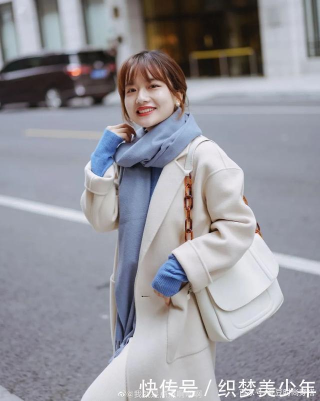 气质|今冬别穿一身黑了!小个子这样穿才气质高级