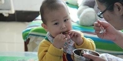 发育|比饮料“危险”的零嘴,如果孩子经常吃,脾虚积食,个头还难长高!