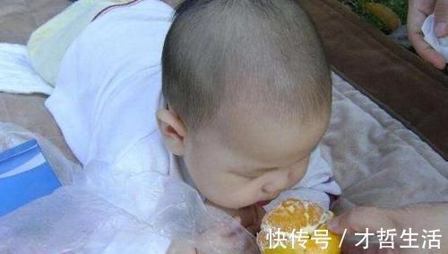 宝妈|1岁儿子只喝奶奶冲的奶粉,宝爸觉得不对劲,偷尝一口后无奈叹气