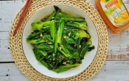 养心安神|失眠最怕吃“这道菜”，隔三差五吃，养心安神，失眠也好了