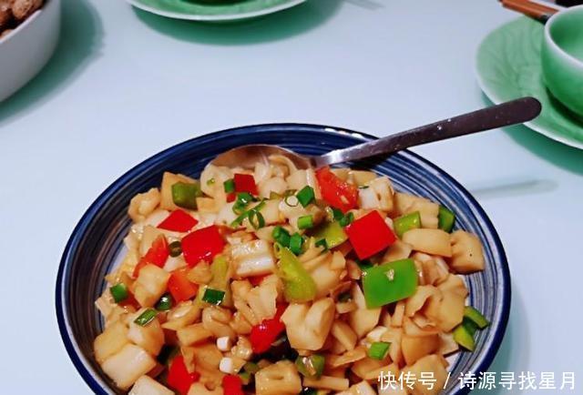 主妇|家里的客人,勤劳的主妇做了一桌菜