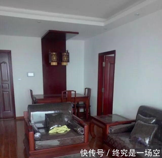 深色系|父母大人你们都歇歇吧,100平婚房给装成这样,我女友都跑了