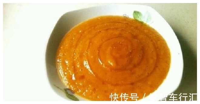 南瓜|妈妈做了几十年的饼，金黄的表皮和软糯的口感，让我跟着她一起做