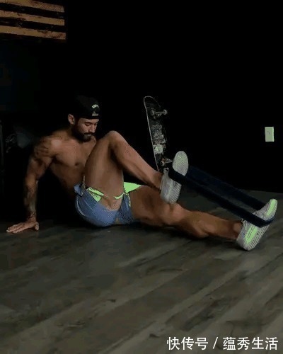 下腹部|辛苦练腹肌下面两块却不出现一组动作针对下腹,难度不低却管用