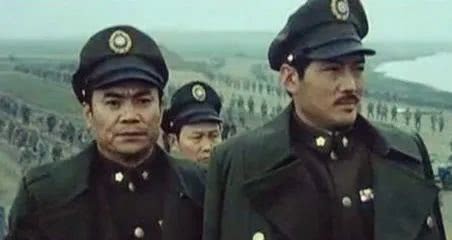 包围圈|淮海战役期间，蒋军有多少将领和部队逃出了包围圈？细数漏网之鱼