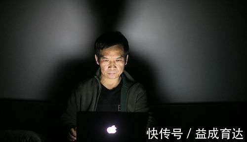 脂肪物质|这4个让你“悄咪咪”发胖的坏习惯，赶紧改掉吧，你也能瘦