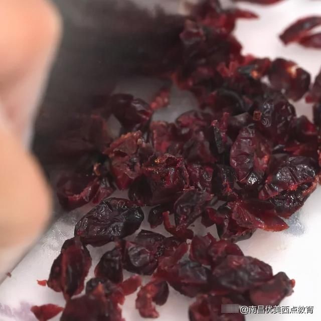 早餐吃什么，牛乳派好吃又有营养