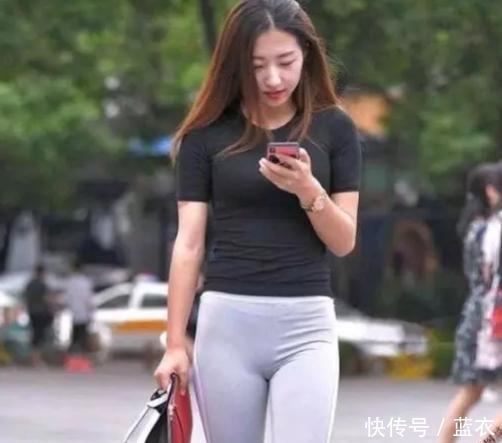 街拍紧身裤让能够拉长女性腿部线条,最大限度展现不同年龄的美好身材!