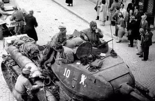 士兵|基辅会战中，60多万苏联士兵被俘虏，在德军手里，他们遭遇了什么