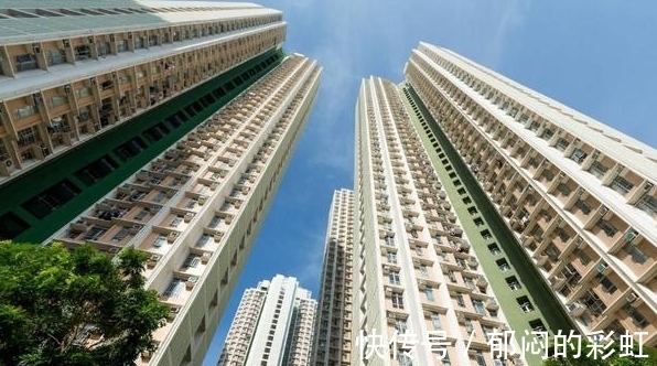 看房|房产证“名存实亡”,70年产权到期后归谁?其实已有答案