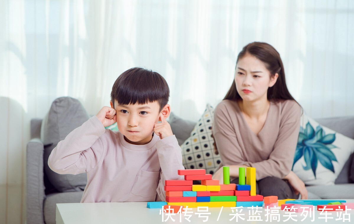 幸孕姐|容易“毁”掉孩子的十句话,父母常挂在嘴边,还以为是在教育娃
