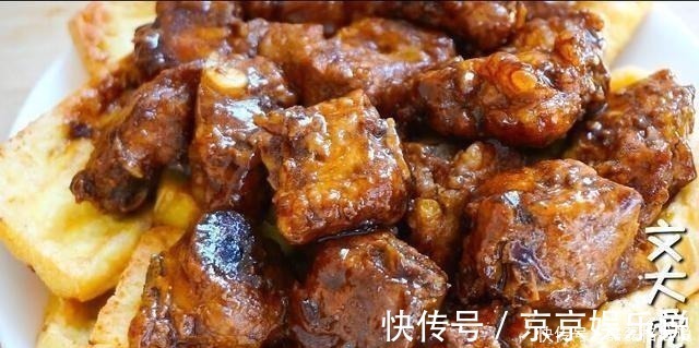 黄豆酱|吃了30年排骨,这个做法最香了,不用炒不用煮,上桌骨头都啃了