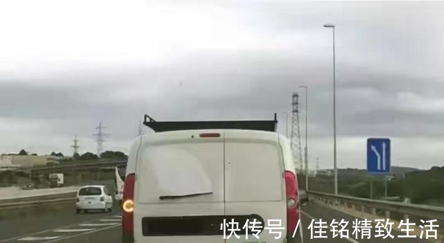 设计$22个奇葩设计,荡秋千式马桶,上厕所也要技术!