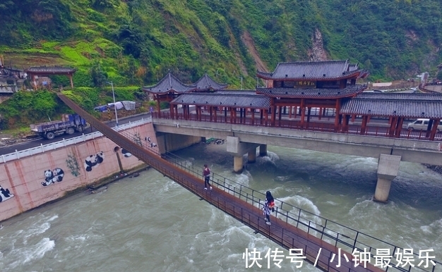 人造古镇|厉害了四川，花16亿打造“假”古镇，门票免费却少有人知