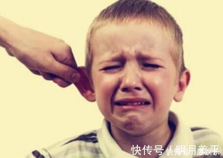 家长|家中有男孩,这3句话妈妈绝不能说,句句刺痛孩子的内心