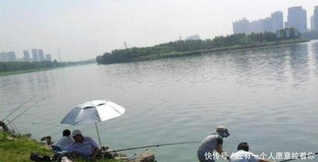 二十年老钓手再次提醒,到了秋天,唯独这样一套用饵方式才最关键