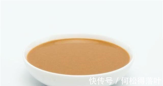 每天干吃一勺“芝麻酱”,对身体有什么益处今天来告诉各位答案!