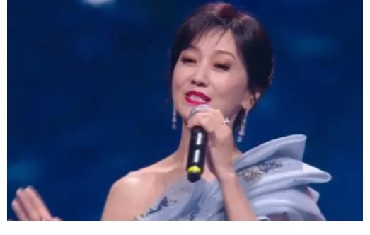 大湾区|大湾区中秋晚会，被观众发现有两个问题，但有一点让内娱深思