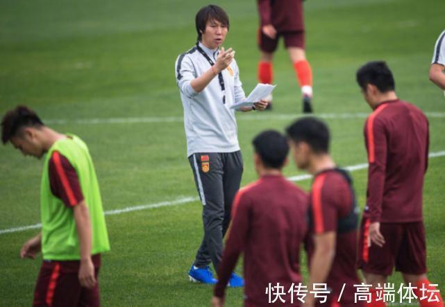 李铁|没人和国足踢热身赛!李铁还天天带球员练什么