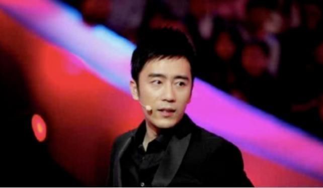 上市|三年败光120亿,曾力压刘强东上市,如今沦为直播网红