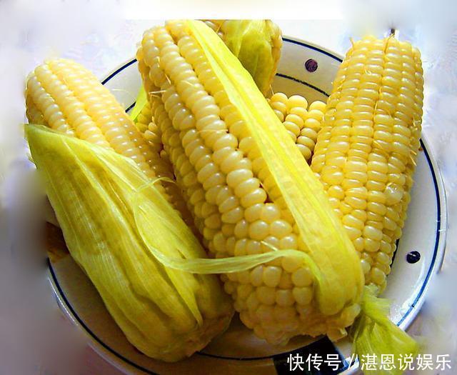咸鸭蛋|50岁以后，不想得脑梗，忌食三物、做好三事，血管通畅人长寿