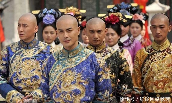 弘皙|他被康熙遗命封亲王，称雍正为“皇父”，却被乾隆幽禁致死