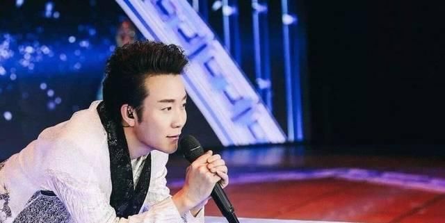 工作|他是中国反串第一人,破格提升为国家一级演员,今40岁仍单身一人