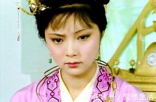 小红$夏金桂将香菱折磨致死,宝钗为何见死不救换你也一样