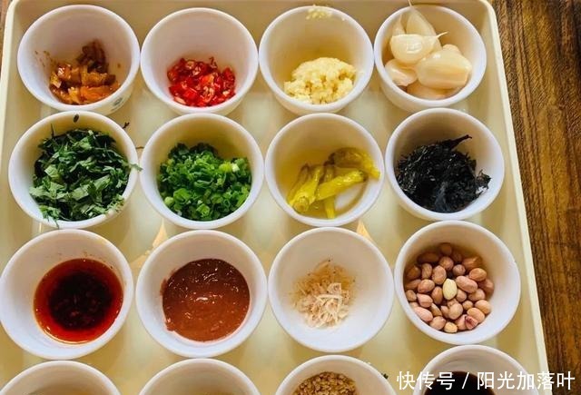 老铜锅涮羊肉,才是冬天的味道啊