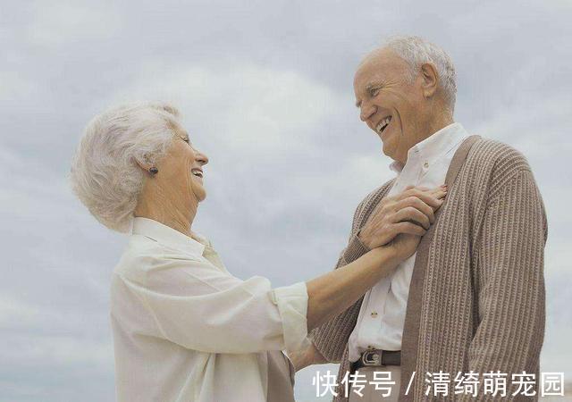 最长寿|日本137岁最长寿女人,悄悄说出长寿秘诀,竟和男人有重大关系