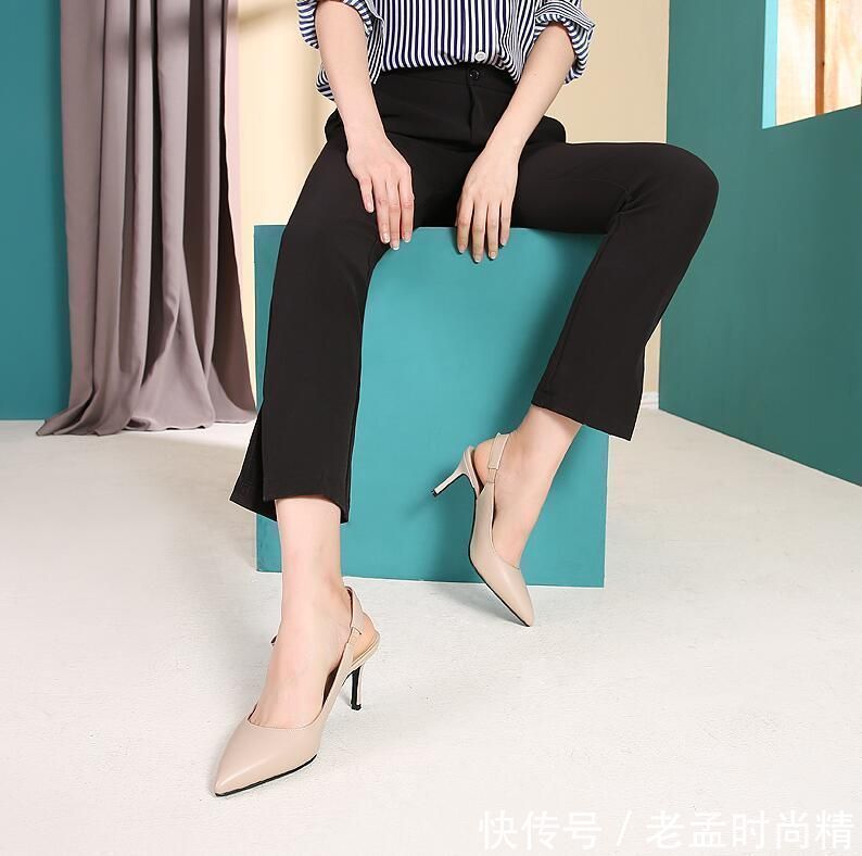 清新典雅的高跟鞋,散发着优雅精致的女人味