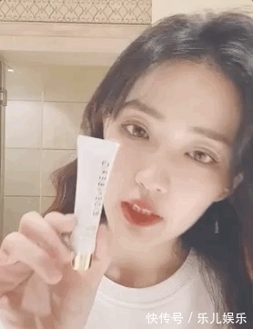 胶原蛋白 看了她们的饱满小脸,谁还敢说紧致护肤是玄学