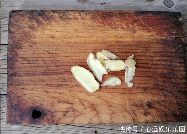 牛腩焯水后用冷水还是热水都用错了,影响口感还不软烂