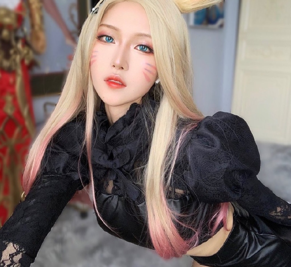 cj|上海CJ“最辣眼”Cosplay来了，女Coser慌了，保安在哪里