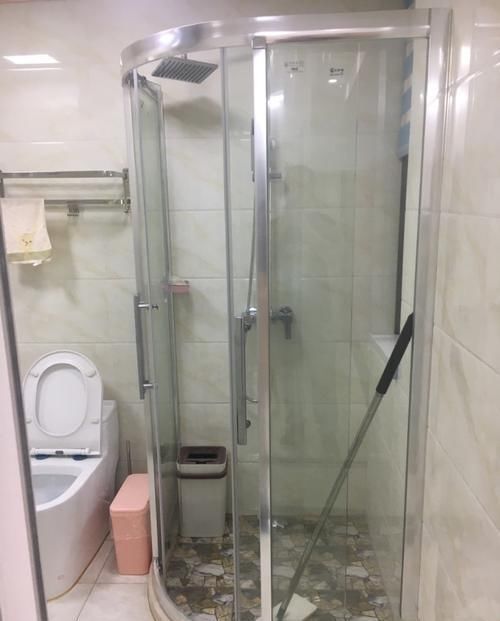 橱柜门|花18W装出的温馨小家,特喜欢橱柜门颜色,清扫完成择日入住