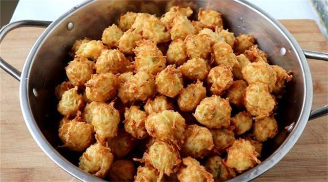 丸子|萝卜丸子怎么做才好吃?原来诀窍如此简单,一次做一锅,太香了