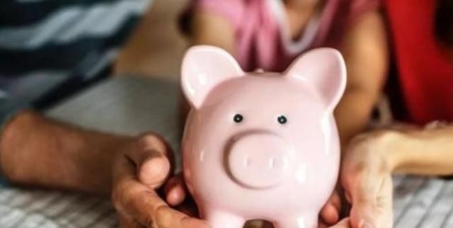 孩子|孩子到了这个年龄,你要记得给孩子零花钱,很多家长给晚了