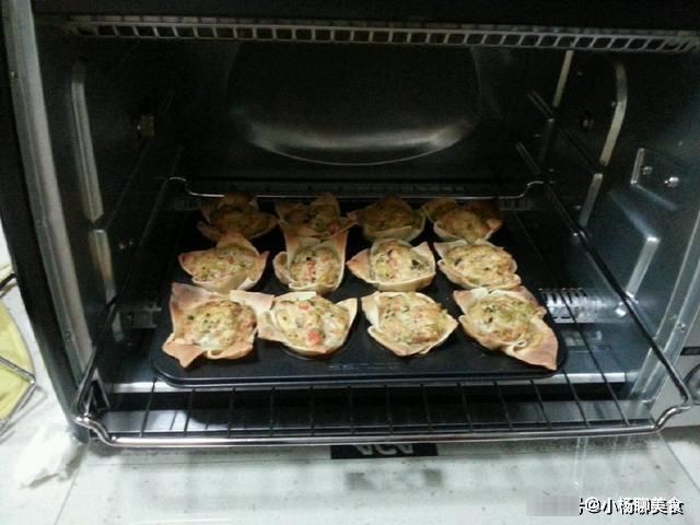 黑暗料理|馄饨煮着吃太单调，教你一个新做法，一口下去爆浆流汁满口香