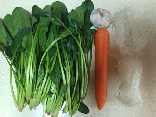 春天，碰到这菜我从不放过，人称“营养模范生”，春天吃正鲜嫩