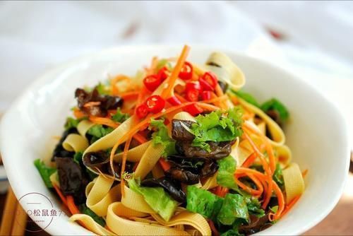 麻辣油|它是天然“刮油菜”,清肠刮油助排便,不用担心春节胖三斤