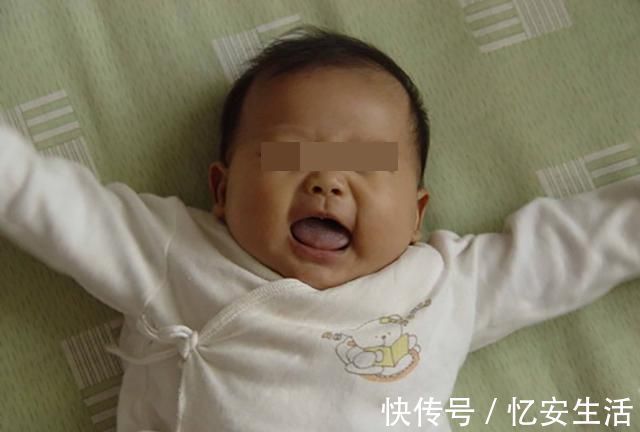 小刘|宝宝是否聪明,从小就能看出来,若有这三个特征,智商不会太低