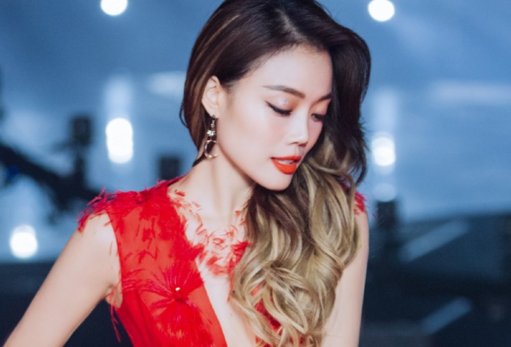 《浪姐2》好看吗?节目的本质竟变成“红了就行”,谁还记得秀莲