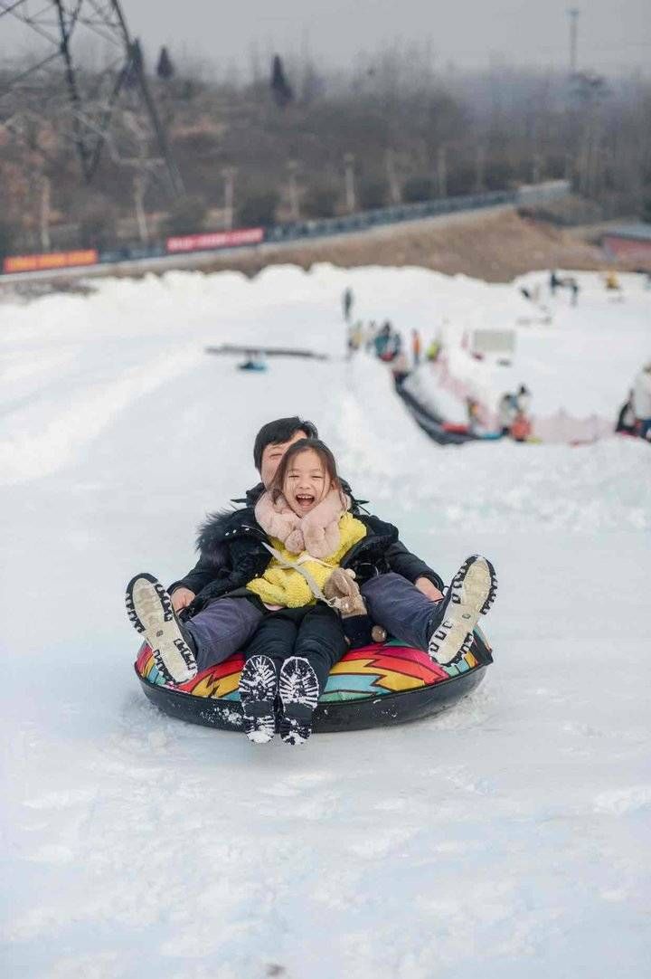 滑雪场|冬奥临近，滑雪场上热起来