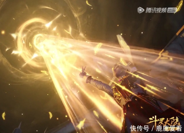 【千仞雪武魂真身突变,唐三终于看到千仞雪真容,竟比小舞还要仙女】