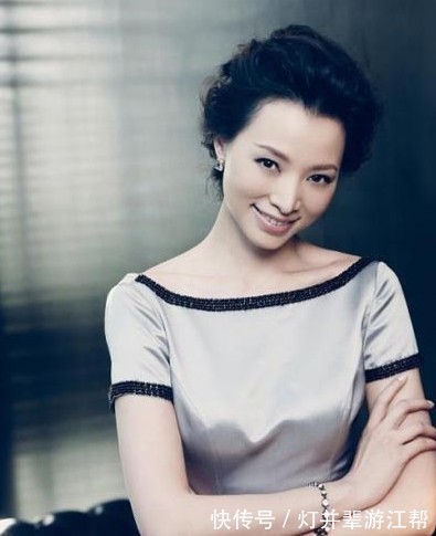 龍洋|央視一姐董卿,連續(xù)4年缺席春晚,背后的原因究竟是什么