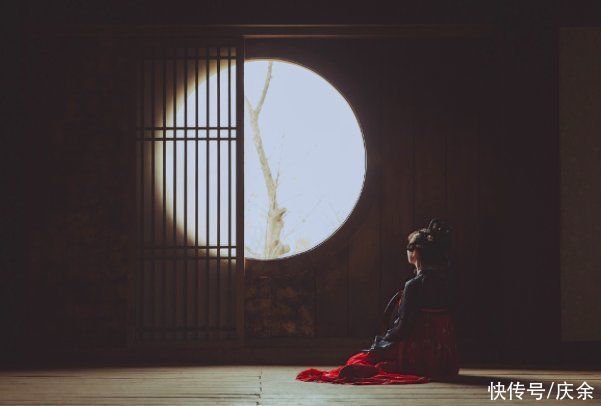 玉楼春·尊前拟把归期说$欧阳修的这首词,寥寥数语,便把离别之情写得扣人心弦