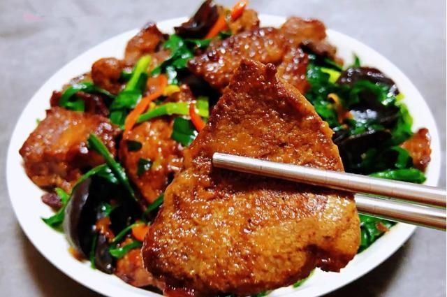 胡萝卜|这菜不起眼,却怎么吃都好,人人都吃得起,隔几天吃一次,益处多